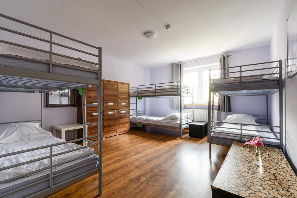 Hostel Krokodyl Varsavia Esterno foto