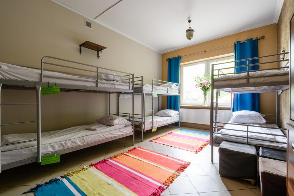 Hostel Krokodyl Varsavia Esterno foto