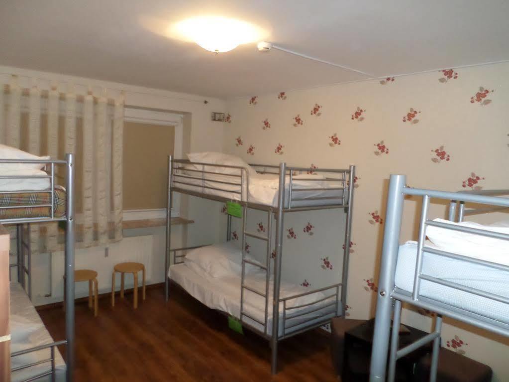 Hostel Krokodyl Varsavia Esterno foto